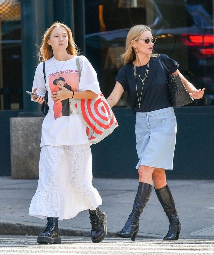 Lila And Kate Moss, Kate Moss And Lila Grace, Kate Moss Lila Moss, Kate Moss Wardrobe, Celeb Fashion 2023, Kate And Lila Moss, Kate Moss And Lila Moss, Lila Grace Moss Street Style, Lila Grace Moss Style