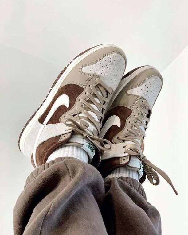 Nike Blazer Outfit, Wallpaper Nike, Nike Shoes Women Fashion, Dr Shoes, Trendy Shoes Sneakers, All Nike Shoes, Cute Nike Shoes, Fresh Shoes, Hype Shoes