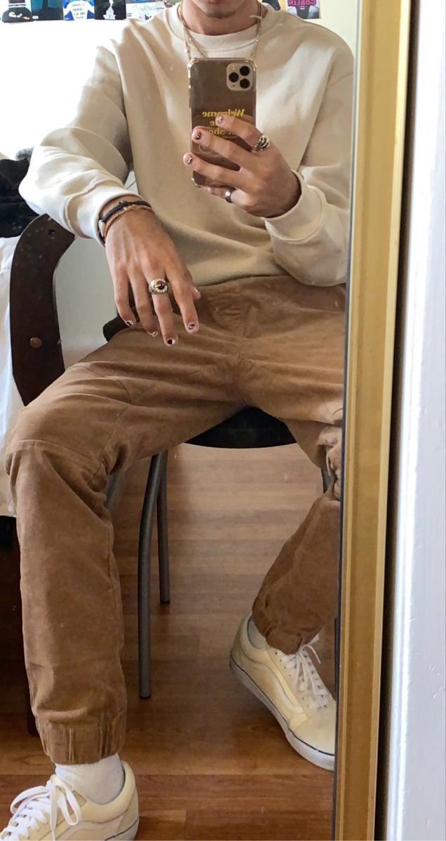 Corduroy Aesthetic Men, Corduroyed Pants Outfits, Light Brown Men Outfit, Styling Brown Pants Men, Brown Corduroy Outfit Men, Corduroy Pants Outfit Mens Streetwear, Style Brown Pants Man, Brown Cream Outfit Men, Tan Shirt Outfit Men Streetwear