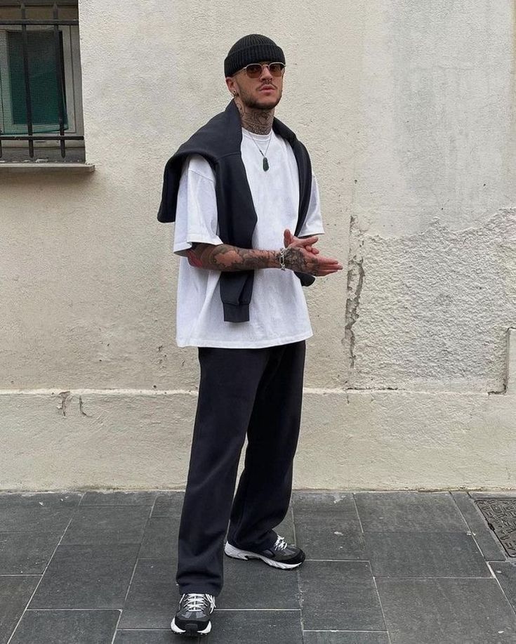 Summer Streetwear Men, Men Outfits Aesthetic, Men Aesthetic Outfits, Guy Clothes, Streetwear Magazine, Boyfriend Fashion, Old Money Men, 2024 Lookbook, Money Men