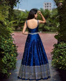 Traditional Gown Designs, Anarkali Back Designs, Long Dresses Indian Style, Saree Dress Gowns, Long Frock Designs, Floral Frocks, Long Gown Design, Lehenga Designs Simple, Latest Model Blouse Designs