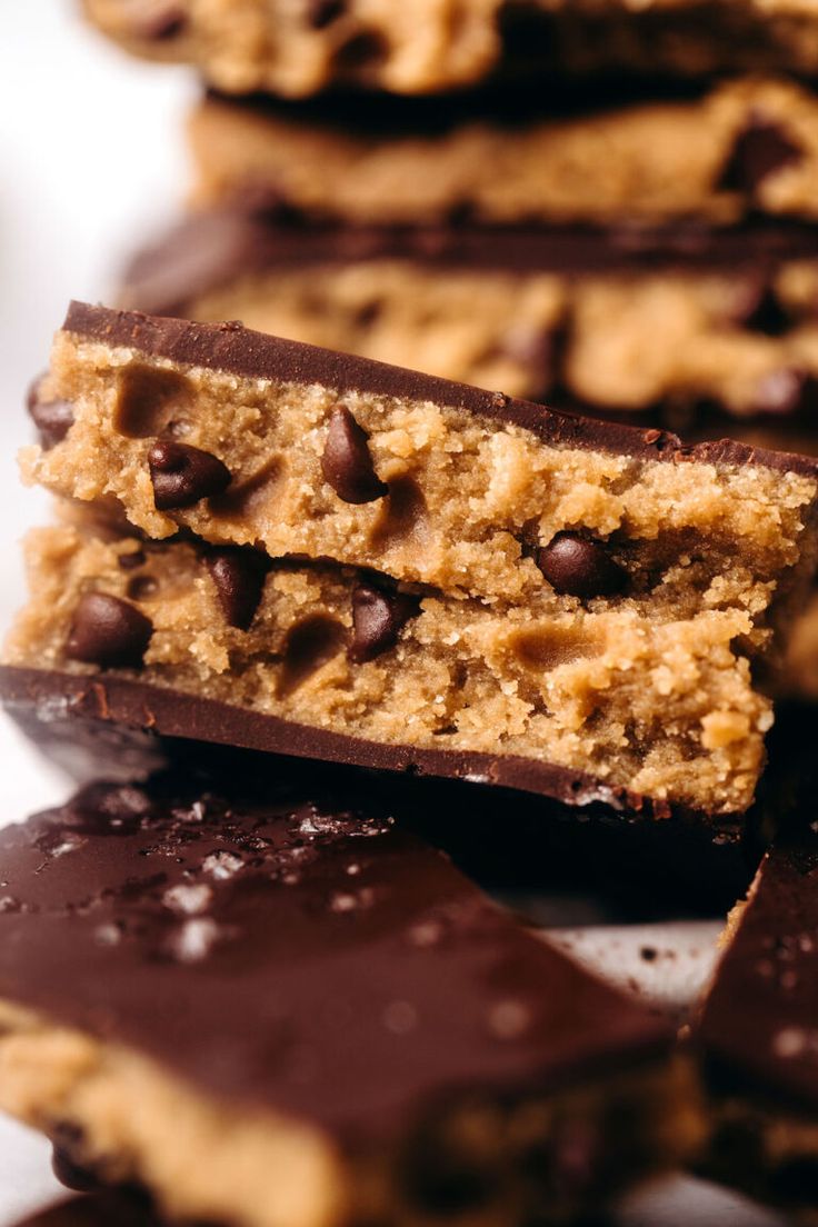 chocolate chip cookie bars stacked on top of each other