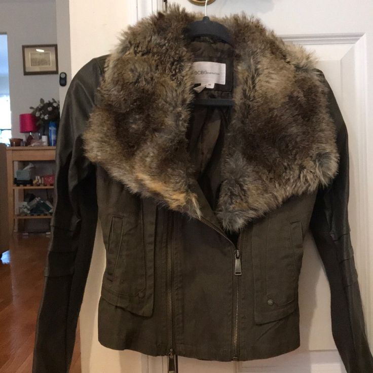 Olive Green Moto Jacket With Faux Fur Trim. Nwt. Rare Style Very Versatile With Any Outfit ,Great For Fall And Early Winter Spring Chic Biker Jacket For Cold Weather, Casual Leather Jacket With Faux Fur Trim For Spring, Casual Biker Jacket With Faux Fur Lining For Spring, Fitted Leather Jacket With Faux Fur Lining For Spring, Casual Leather Jacket With Faux Fur Lining For Spring, Casual Spring Leather Jacket With Faux Fur Lining, Trendy Spring Biker Jacket With Faux Fur Lining, Trendy Spring Biker Jacket With Faux Fur Trim, Trendy Biker Jacket With Faux Fur Lining For Spring