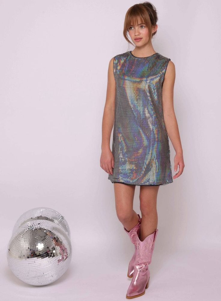 Disco Girl Dress Metallic Tiles, Crystal Hoodie, Flower Sweater, Camo Joggers, Rainbow Sweater, Grey Camo, Glamorous Look, Tie Dye Sweatshirt, Jogger Set