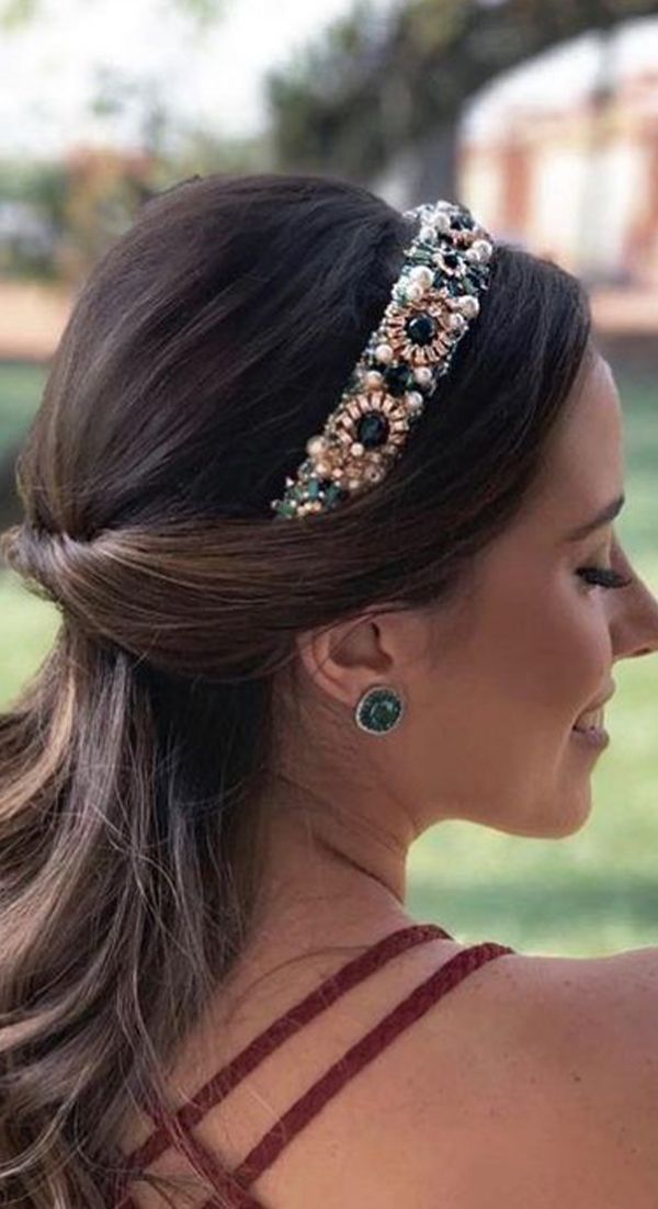 Peinados Fáciles Para Cabello Corto, Penteado Cabelo Curto, Headband Styles, Party Hairstyles, Hair Dos, Headband Hairstyles, Perfect Hair, Bridesmaid Hair, Hair Day