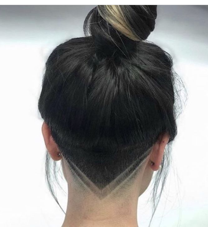 Under Hair Shaved, Hair Tattoo Designs, Undercut Hair Designs, Undercut Hair, Mama Hair, Undercut Hairstyles Women, Undercut Designs, Undercut Long Hair, Half Shaved Hair