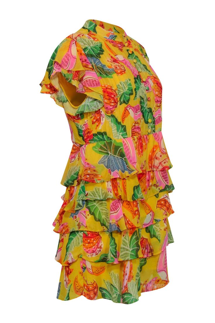 Soak up the sun in Farm's whimsical "Beaks & Bananas" mini dress! This bold and bright yellow number features a playful tropical design, flirty flutter sleeves, and romantic ruffles. Perfect for a vibrant vacation or brunch look, style this pretty pleated dress with hot pink strappy sandals and a white raffia bag. Size S 100% Viscose Lined Partial front button Pleated Flutter sleeves Ruffled tiered skirt Mini length Bust 38" Waist 33.5" Shoulder to hem 34" Banana Print, Soak Up The Sun, Tropical Design, Raffia Bag, Skirt Mini, Ruffle Mini Dress, Tiered Skirt, Flutter Sleeves, Bright Yellow