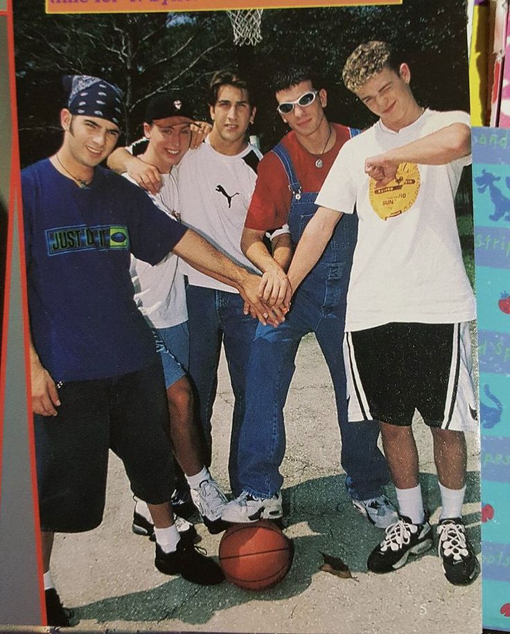 Nsync 2000s Fashion, 90 Fashion Outfits The 90s Men, Y2k Theme Party Outfit Men, 90s Boyband Fashion, Guys 2000s Outfits, Y2k Guy Outfits Party, 2000 Fits For Men, 2000s Guy Outfits, Men’s 2000s Outfits