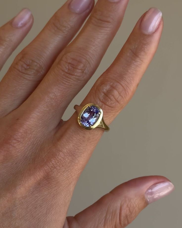 Gemstone Signet Ring / No. 11 – Maggi Simpkins Diamond Ring Not Engagement, Vintage Gemstone Jewelry, Signet Ring Stone, Signet Style Engagement Ring, Pastel Engagement Ring, Big Gemstone Rings, Mother’s Ring, Signet Ring Stack, Gemstone Ring Stack