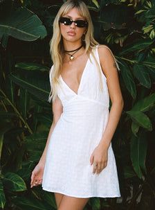 Nellie Mini Dress White Nellie Mini Dress, Dresses Princess Polly, Princess Polly Dress, Brunch Dress, Mini Dress White, Mini Dress Fashion, Curve Dresses, Mesh Material, White Midi Dress