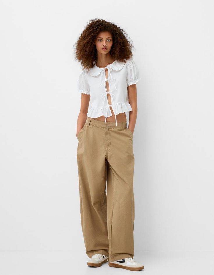 Cotton balloon pants - Jeans - Women | Bershka Spring Wide-leg Chinos, Chic Summer Cotton Chinos, Chic Wide-leg Chinos For Spring, Chic Wide-leg Spring Chinos, Trendy Wide Leg Bottoms For Daywear, Chic Parachute Pants With Elastic Waistband And Tapered Leg, Chic Parachute Pants With Pockets, Spring Wide-leg Relaxed Fit Chinos, Trendy Tapered Leg Parachute Pants For Work