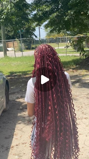 home of the long ghetto braids 💇🏾‍♀️ on Instagram: "half feedins half knotless 😍😍😮‍💨 #beautifiedbyc 💇🏾‍♀️💙" Half Moon Hairstyle Braids, Trible Braids Freestyle Boho, Singles Braided Hairstyles, Half Braided Half Down, Half Up Half Down Braid Hairstyles, Half Stitch Braids Half Knotless Braids, Half Feed In Half Box Braids, Half Up Half Down Boho Braids, Half Lemonade Braids Half Knotless