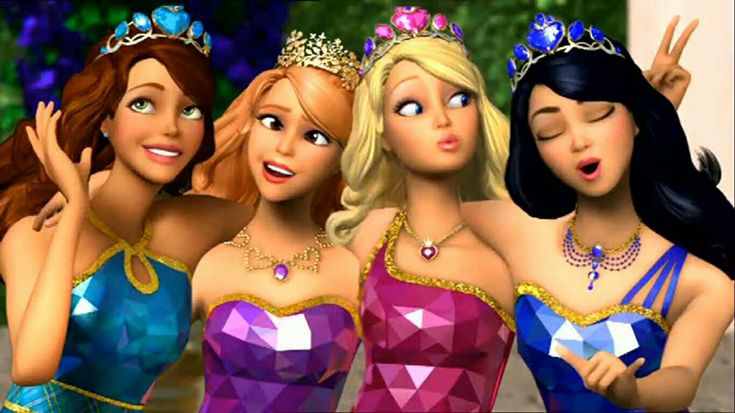 the three princesses are wearing tiaras and posing for a picture with caption that reads, i amgas