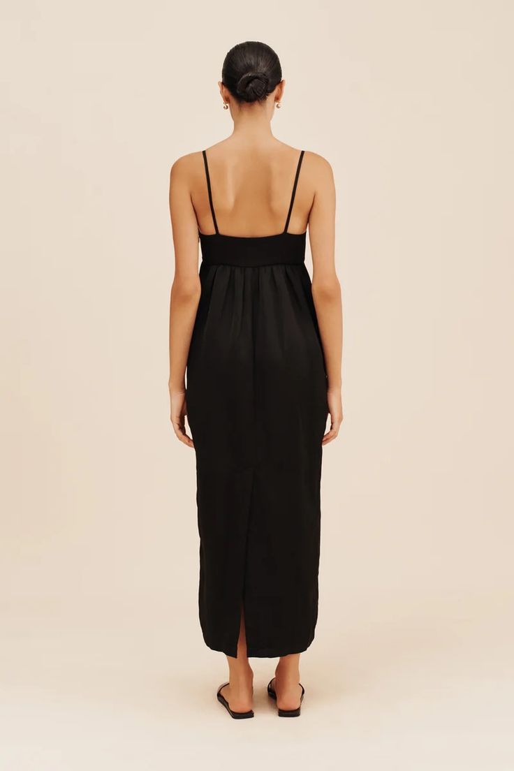 TATE DRESS - BLACK – THE POSSE US Tulip Silhouette, Statement Clutch, Jumpsuit Jacket, Straight Neckline, Sleepwear & Loungewear, Fit Style, Invisible Zipper, Satin Finish, Evening Wear