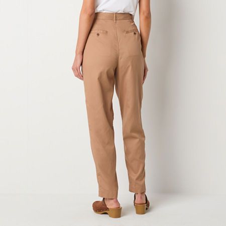 This pair of a.n.a women's pleated pants has an elegant tailored aesthetic that looks great for the office or a chic brunch look. Made from cotton-twill, this high-rise style has a tapered leg silhouette, a button-zip fly and multiple pockets. Style it with a blouse or t-shirt.Front Style: Pleated FrontClosure Type: Button & ZipperFit: Regular FitPockets: 2 Side Slip Pockets, 2 Back Button PocketsRise: High RiseFiber Content: 65% Lyocell, 24% Cotton, 11% LinenFabric Description: TwillLining: Pa… Chic Cotton Chinos Trousers, Chic Cotton Chinos, Spring Casual Workwear Chinos, Casual Spring Workwear Chinos, Spring Casual Chinos For Work, Chic Cotton Chinos With Tapered Leg, Summer Workwear Chinos With Tapered Leg, Summer Workwear Tapered Leg Chinos, Chic Cotton Work Trousers