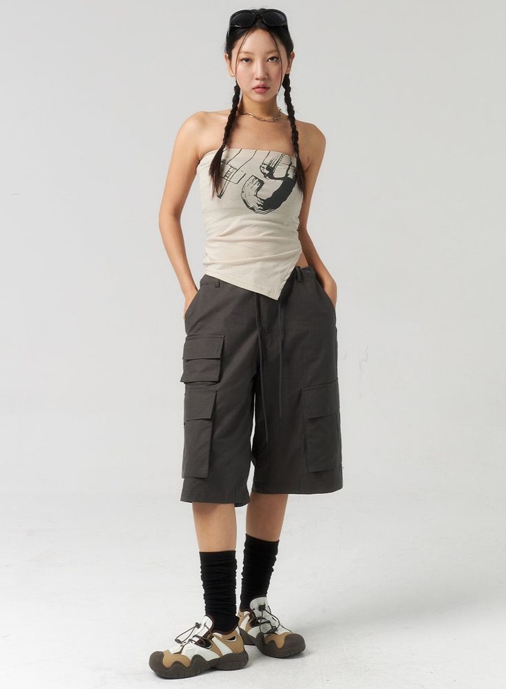 bermuda-cargo-cotton-pants-cu322 Spring Techwear Cotton Cargo Pants, High-waisted Cargo Style Parachute Pants, Y2k Straight Cargo Pants With Cargo Pockets, Summer Streetwear Cargo Bottoms, Summer Cargo Style Bottoms For Streetwear, Y2k Style Straight Cotton Cargo Pants, Y2k Straight Cotton Cargo Pants, Utility Style Parachute Pants For Summer Streetwear, Summer Hip Hop Cargo Jeans With Cargo Pockets