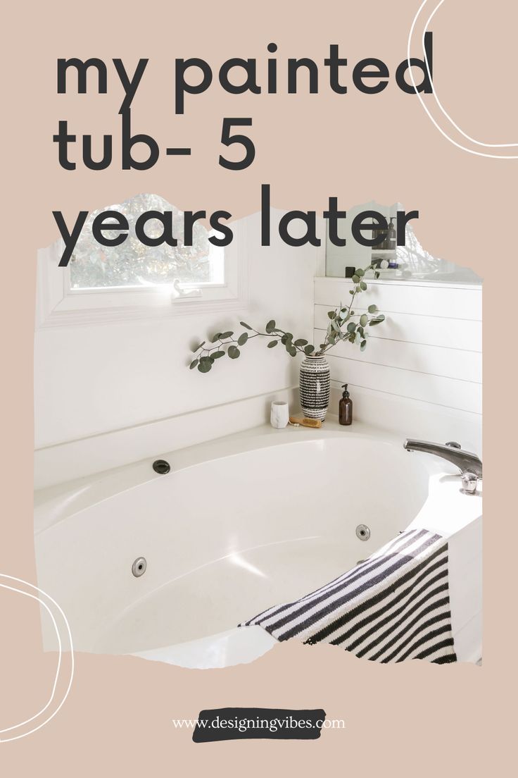 Painting A Bathtub, Bathtub Redo, Painted Bathtub, Jacuzzi Tub Bathroom, Tub And Tile Paint, Tub Insert, Bathtub Makeover, Tub Paint, Tub Refinishing