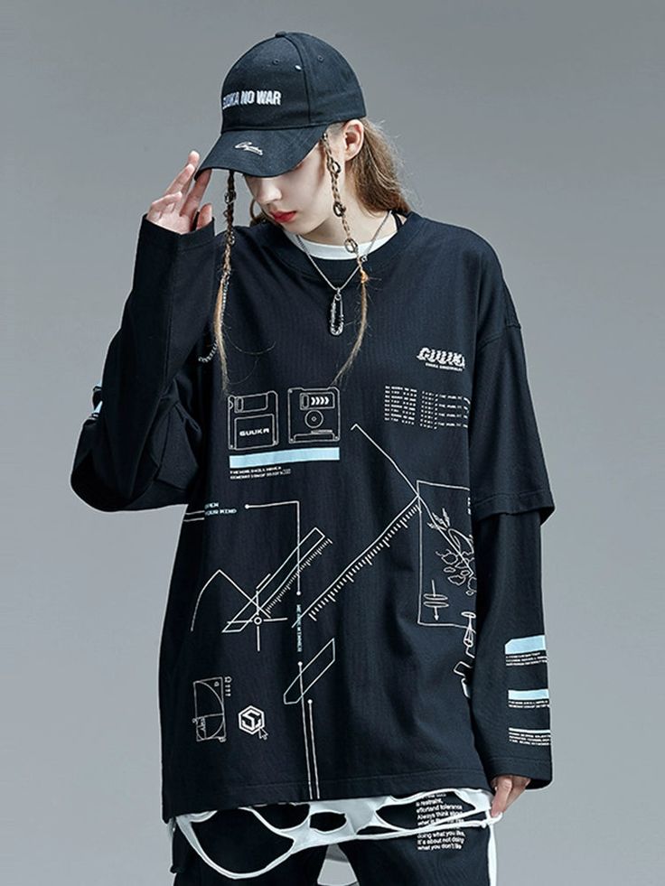 ❤�︎ Faux two-piece unisex loose top❤︎ Oversized Crew Neck Techwear Tops, Harajuku Style Tops For Spring Streetwear, Oversized Long Sleeve Urban Top, Oversized Edgy Winter Tops, Edgy Oversized Winter Tops, Edgy Oversized Tops For Winter, Harajuku Oversized Tops With Letter Print, Oversized Harajuku Tops With Letter Print, Oversized Harajuku Long Sleeve T-shirt