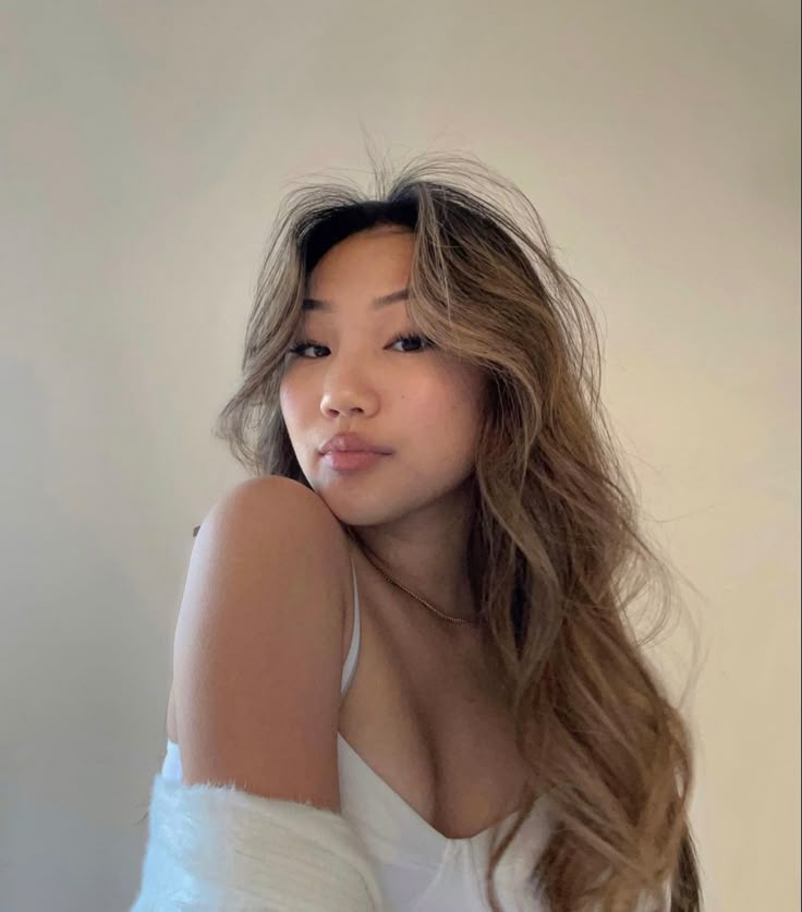 Asian Hair Inspo, Asian Hair Dye, Asian Hair Highlights, Balayage Asian Hair, Blonde Asian Hair, Blonde Bronde, Grad Hair, Hair Colour Inspo, Hair Color Asian