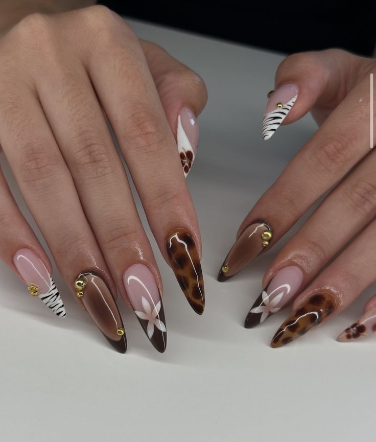 Trending Oval Nails, Almond Long Nails Ideas, Different Animal Print Nails, Birthday Sagittarius Nails, Graduation Nails Black Women, Almond Nails Fall 2024, Nail Art Designs Baddie, Butterfly Wings Nails, Persian Nails