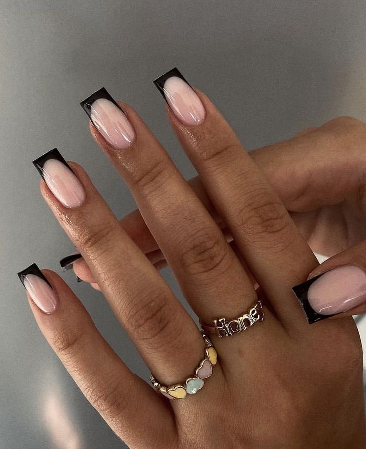 black french tips nails , black nails french nails tips nails short, black  french tips nails square, black french tips nails with gems, Easy Nails, French Tip Acrylic Nails, Her Nails, Work Nails, Short Square Acrylic Nails, Nail Swag, Acrylic Nails Coffin Short, Square Acrylic Nails, Stick On Nails