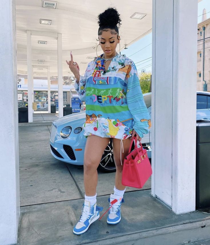 Saweetie Outfits, Saweetie Icy Girl, Saweetie Icy Grl, Icy Girl, Style Guru, Female Rappers, Baddie Outfits Casual, Female Celebrities, Style Mistakes