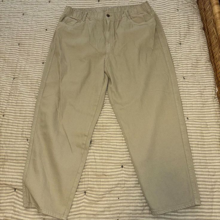 H&M Pants H&M Relaxed Fit Elastic Banded Pants - New With Tags, And From Their Conscience Line Of Recycled Goods! Size 18 Retailed $40 Nwt High Waist Khaki Bottoms For Loungewear, H&m Casual Tapered Leg Pants, H&m Casual Loungewear Pants, Casual H&m Loungewear Pants, Trendy H&m Spring Pants, H&m Pants With Elastic Waistband, H&m Trousers With Elastic Waistband, H&m Casual Cotton Jeans, Casual H&m Cotton Jeans