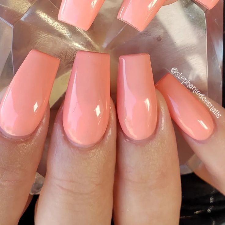 Simple Peach Nails, Peach Holographic Nails, Pinky Peach Nails, Peachy Coral Nails, Bright Peach Nails, Pink And Peach Nails, Peach Nails With Glitter, Peach Fuzz Nails, Coral Almond Nails