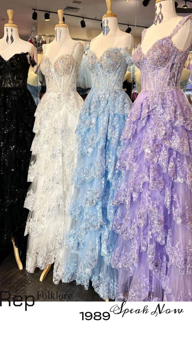 Baju Kahwin, Sparkly Prom Dress, Sheer Corset, Prom Dress Inspo, Classroom Christmas, Prom Dress Ideas, Stunning Prom Dresses, Prom 2024, Prom Inspo