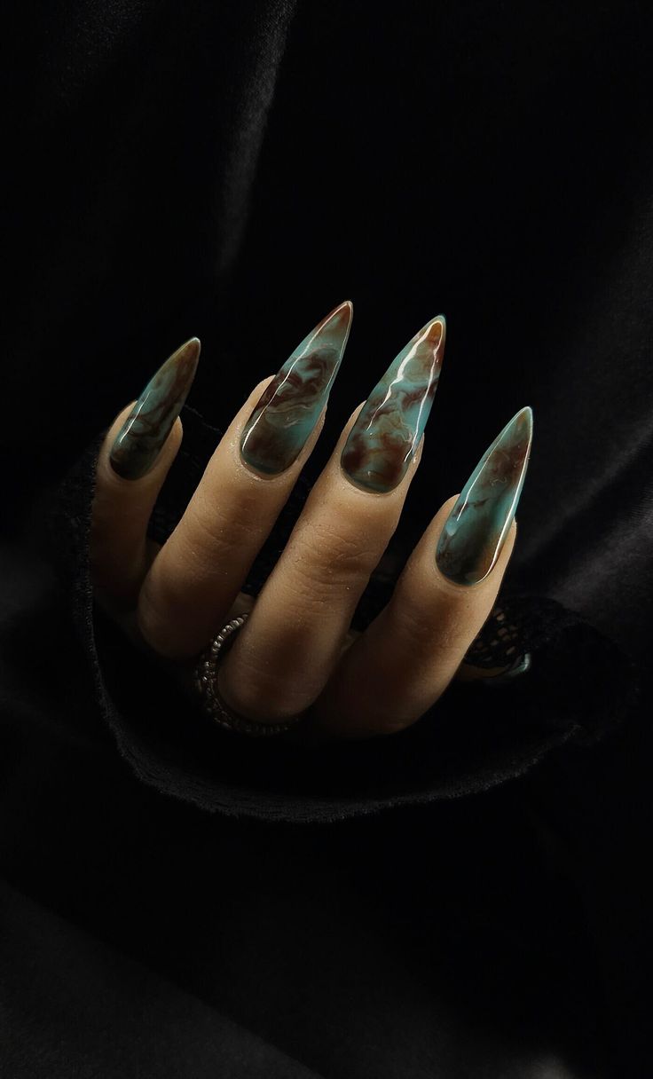 Stiletto long nails. Turquoise shell inspired with pretty brown swirls  Thumb:12mm Index:9mm Middle:10mm Ring : 9mm Pinky: 6mm *Custom order to fit size available  *press on set comes with kit: Nail glue, file, cuticle pusher, and nail wipes *Nails come prepped for application Olive Green Long Nails, Green Stiletto Acrylic Nails, Snakeskin Nail Designs, Brown And Turquoise Nails, Green Tortoise Shell Nails, Short Tortoise Shell Nails, Fall Nails Stiletto, Fall Stilleto Nails, Brown Stiletto Nails