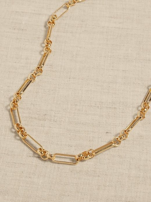 Chain Link Necklace | Banana Republic Factory Chic Metal Link Necklace, Chic Metal Necklaces With Rectangular Links, Chic Metal Oval Link Necklace, Chic Oval Link Metal Necklace, Classic Toggle Necklace For Everyday, Chic Metal Chain Necklace With Rectangular Links, Everyday Metal Choker Necklace, Everyday Metal Chain Choker, Chic Rectangular Links Chain Necklace