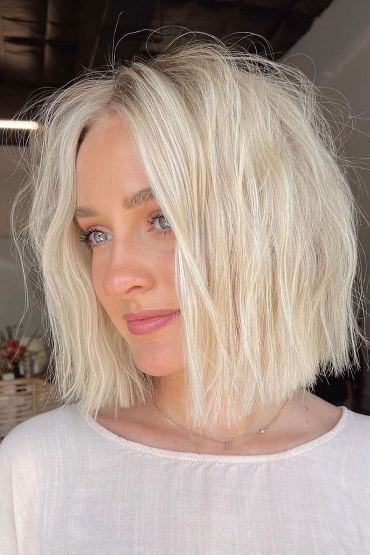 Messy Bob Haircuts, Bob Shag, White Bob, Messy Bob Haircut, Lady Locks, Haircuts Trending, Messy Bob, Best Bob Haircuts, Short Hairstyles Fine