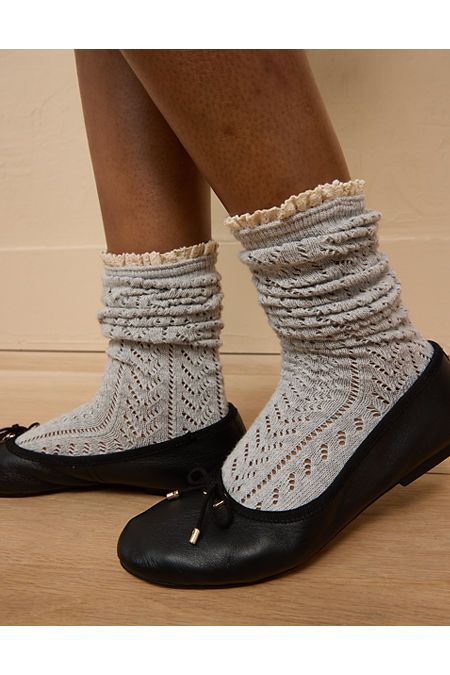 Soft knit fabric/Ruffled cuffs Fitted Ruffle Socks For Spring, Spring Ruffled Fitted Socks, Spring Ruffled Socks, Casual Fitted Ruffle Socks, Casual Ruffle Socks For Spring, Casual Ruffled Socks For Spring, Casual Ruffled Fitted Socks, Winter Ruffle Socks, Socks And Boots