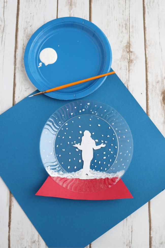 paper plate snow globe craft for kids to make