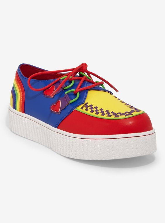 Has good skin ageste Cool Platform Shoes, Clowncore Shoes, Kidcore Shoes, Rainbowcore Fashion, Silly Shoes, Kidcore Accessories, Clowncore Fashion, Strange Shoes, Clowncore Outfit