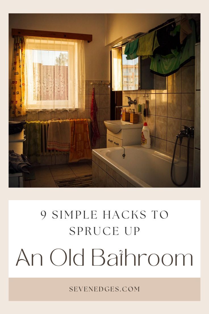 9 Simple Hacks to Spruce Up an Old Bathroom | Even though this is one of the most private rooms in your home, it doesn’t mean you can’t make it more inspiring than it currently is. Depending on your budget, you can make major or even minor changes that will give your entire bathroom an instant facelift. In fact, some creative tweaks can go a long way to make your old bathroom look a bit more modern if you are on a budget. Here are some practical hacks to spruce up an old bathroom. How To Make An Old Bathroom Look Modern, Diy Bathroom Refresh, Bathroom Old House, Bathrooms With No Natural Light, Decorate Old Bathroom, Old Bathroom Renovation, Low Budget Bathroom Makeover, Old Bathroom Decor, Upcycle Bathroom