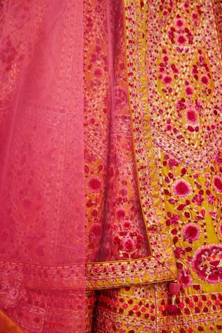 Pink, red lehenga with all-over floral embroidered motifs. Comes with blouse and dupatta.
Component: 3
Pattern: Embroidery
Type Of Work: Thread
Neckline: Scoop
Sleeve Type: Half
Fabric: Silk and Net
Color: Red,Pink
Other Details: 
Dupatta with embroidered border
Low back with tie up and tassels
Occasion: Bride - Aza Fashions Semi-stitched Yellow Lehenga With Motifs, Yellow Semi-stitched Lehenga With Motifs, Festive Yellow Anarkali Set With Motifs, Yellow Anarkali Set With Motifs, Festive Yellow Lehenga With Motifs, Red Lehenga With Dupatta For Transitional Season, Red Lehenga With Motifs For Navratri, Red Floor-length Anarkali Set With Motifs, Transitional Red Chanderi Lehenga