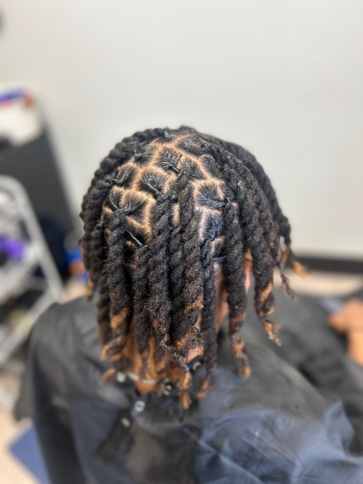 Rope twist on locs with colored tips Ropes Locs Style, Rope Locs, Ropetwists Locs, Rope Style Locs, Rope Loc Styles, Loc Rope Twist Styles, Loc Rope Twist Ponytail, Rope Twist Locs Styles, Rope Twist