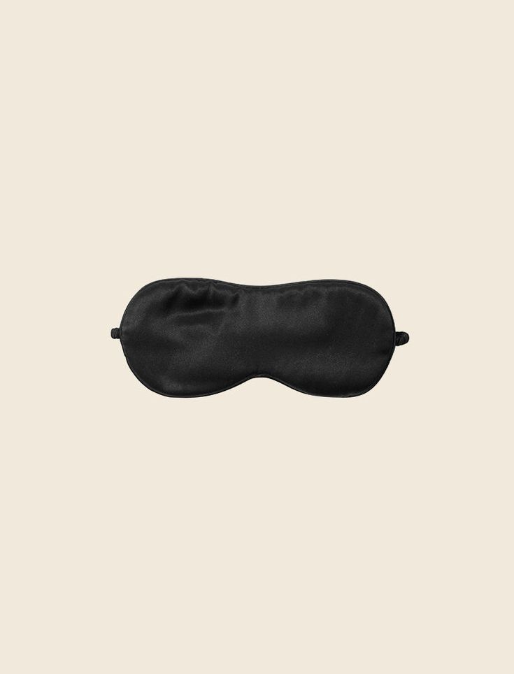 Block out light and maximize your beauty sleep while protecting the delicate skin around your eyes with this luxurious pure silk sleep mask. This pure silk sleep mask comes in a beautiful box, perfect for a gift! 100% silk One size only Skincare Masks, Silk Sleep Mask, Silk Eye Mask, Beauty Sleep, Skin Care Mask, Fuchsia Color, Sleep Mask, Mulberry Silk, Natural Fabrics