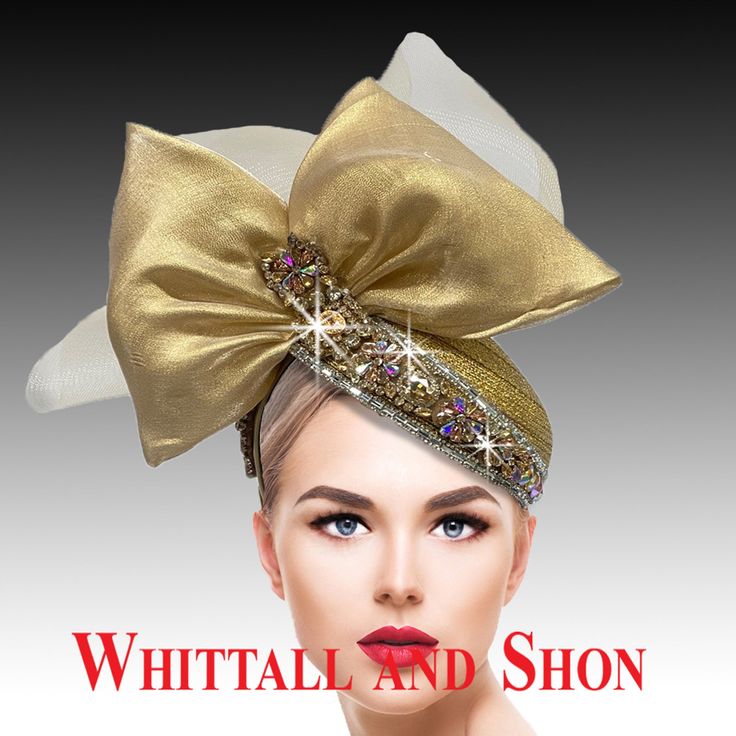 The "Stardom" headband fascinator exudes the timeless allure of Hollywood's golden age. At its center, a round disk sits coquettishly on a headband. This disk is adorned with a dazzling parure of crystals, evoking the opulence of royal jewels. Complementing this centerpiece, an illusion fan extends gracefully and creates a sense of lightness, enhancing the fascinator's overall allure. Gold Mini Hats For Royal Ascot Evening, Elegant Gold Costume Hats For Royal Ascot, Gold Fascinator For Royal Ascot And Formal Occasions, Gold Headpieces For Royal Ascot Formal Occasion, Elegant Mini Hat For Royal Ascot In Gold, Elegant Gold Mini Hat For Royal Ascot, Formal High Crown Gold Hat, Gold Fitted Headpieces For Formal Occasions, Luxury Headband Fascinator For Events