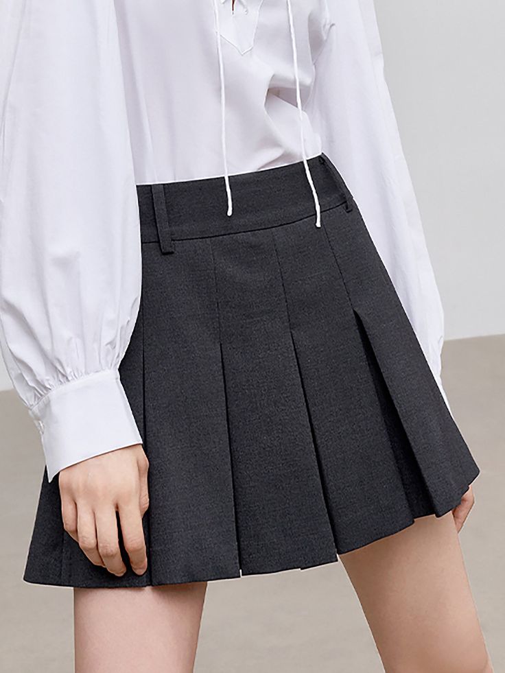 MO&Co. Women's High Waist Pleated Culottes Features : - Pleated design- High waist A-line silhouette- Mini length skirt with inner shortsCode: MBC3SOTT12The back length of size M is 36.5cm MATERIALS & CARE : Material: 64.5% Polyester 33.3% Viscose 2.2% SpandexUse a washing machine at the mild process of 30 centigrade Do not bleach, hang to dry Iron and dry at low temperature Do not soak, do not expose to the sun In mesh bag, wash with similar colors Please wash with special detergent for silk an Pleated Culottes, Mesh Bag, A Line Skirts, Washing Machine, High Waisted Skirt, The Sun, Black And Grey, Bleach, Little Black Dress