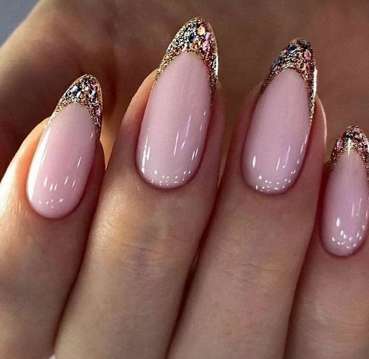 Rose Gold Sparkle Nails, French Nails Glitter, Gold Sparkle Nails, Rose Gold Nails Glitter, Glitter French Nails, Deluxe Nails, Gelish Nails, Rose Gold Nails, Sparkle Nails