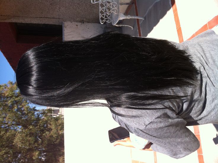 Long Blue Black Hair With Layers, Jet Black Vs Natural Black Hair, Black Hair On Brunettes, Very Dark Black Hair, Black Hair Astethic, Black Strait Hair, Matte Black Hair Color, Pitch Black Hair Aesthetic, Colored Black Hair