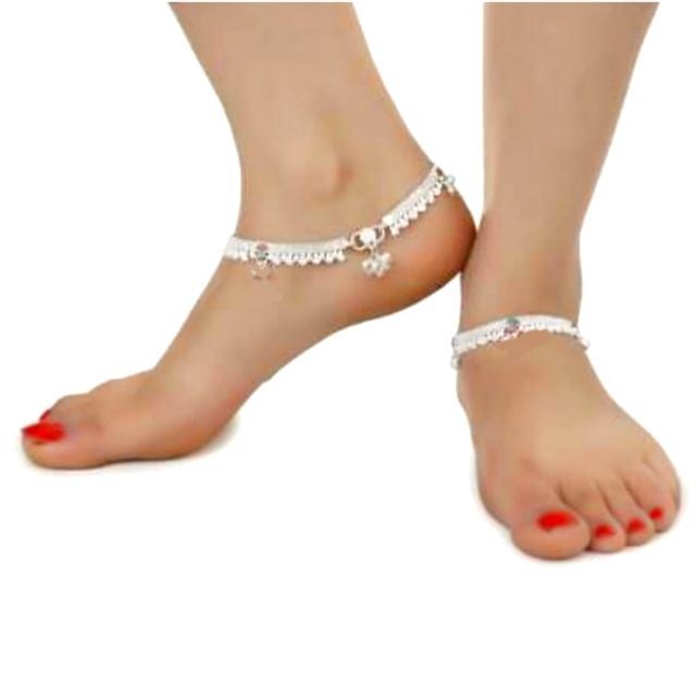 Hand Made Indian Bollywood Silver Ankle Bracelets With Hook Clasp. Very Lightweight Elegant Silver Alloy Anklets, Silver Alloy Anklet As Gift, Adjustable Silver Nickel-free Anklets, Silver Anklets With Beads For Party, Silver Jewelry With Silver Beads, White Metal Anklets For Gift, White Metal Anklet As Gift, White Metal Anklet Perfect For Gifting, Silver Metal Anklets For Party