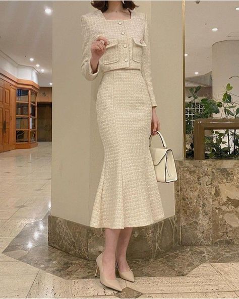 Sunday Dress Outfit, Tweed Outfit, Elegant Outfit Classy, Best Winter Outfits, Mode Chanel, Modest Dresses Casual, Elegant Dresses Classy, Korean Fashion Dress, Classy Dress Outfits