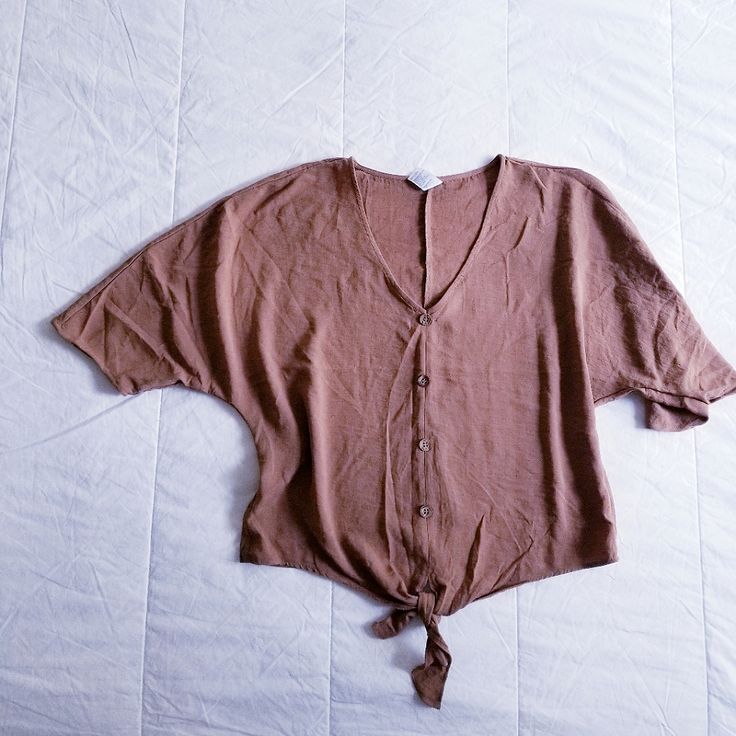 Cognac Button Shortsleeve Top Nwot Size Small (Fits Slightly Oversized) Tie Summer Rayon V-neck Tops, Casual Short Sleeve V-neck Top For Brunch, Brown V-neck Top For Summer, V-neck Tops With Button Closure For Day Out, Relaxed Fit V-neck Blouse With Buttons, Oversized V-neck Blouse With Button Closure, V-neck Beach Top With Button Closure, Brown V-neck Shirt For Summer, Brown V-neck Summer Shirt