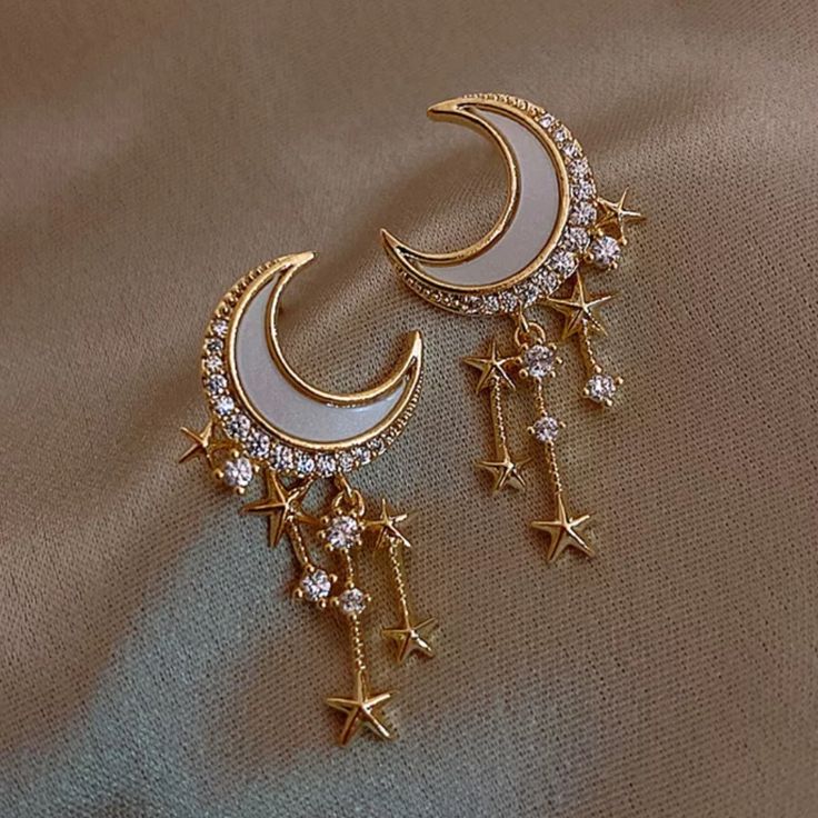 Brand New Boutique Item Zinc Alloy 3/$30 Jewelry + Accessories (Excluded Items Over $20) Top Rated Seller Same Or Next Day Shipping I Would Love To Accept Your Offer Feel Free To Send One + Bundle With One Or More Items For Additional Savings Moon And Star Earrings, Magical Jewelry, Star Moon, Earrings Women, Fancy Jewelry, Moon And Stars, Moon Earrings, Fantasy Jewelry, Girly Jewelry