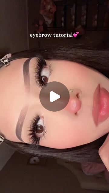 Makeup | Beauty | Skincare on Instagram: "Eyebrows tutorial 💕 Better or no? - C: kimberly.larios on tiktok 👏 - Follow @impressivemakeups 💕  Follow @impressivemakeups 💕  Follow @impressivemakeups 💕  -  🏷️ Tag your friends 👫 - #makeup #eyebrows #makeuptutorial #reelsinstagram" Ombre Eyebrows Makeup, How To Draw Thick Eyebrows, 2016 Brows Tutorial, Eyebrow Shaping Videos, Latina Eyebrow Tutorial, Innocent Eyebrows, How To Carve Eyebrows, Makeup Eyebrows Tutorial, 2016 Eyebrows