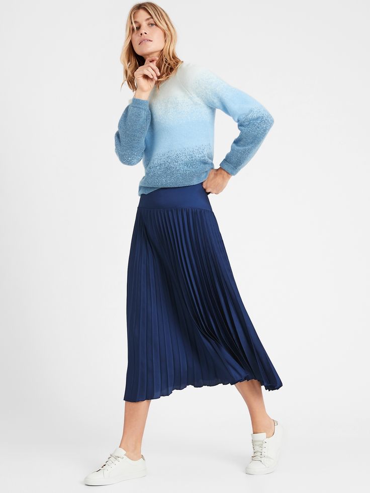 Petite Pleated Midi Skirt | Banana Republic Blue Pleated Skirt Outfit, Pleated Midi Skirt Outfit, Banana Republic Outfits, Reunion Outfit, Midi Skirt Outfit, Cute Skirt Outfits, Female Clothes, Winter Capsule, Pleated Long Skirt