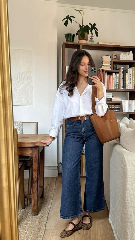 Dinner Outfits Cruise, Adjunct Professor Outfit, Simple Business Casual Outfits Summer, Spring Casual Office Outfits Women, Pta Meeting Outfit, Midsize French Style, Staple Outfits For Women, Super Feminine Outfits, Timeless Style Outfits